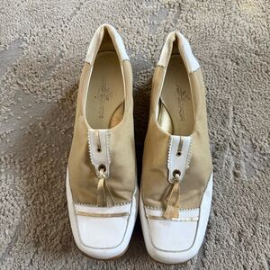 WALTER GENUIN leather Golf Shoes flats preppy 
White gold slip on square toe 40